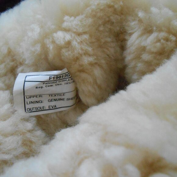 UGG BOOTS-SEQUIN-PULL ON-WOMEN'S SIZE 7 - Picture 7 of 7